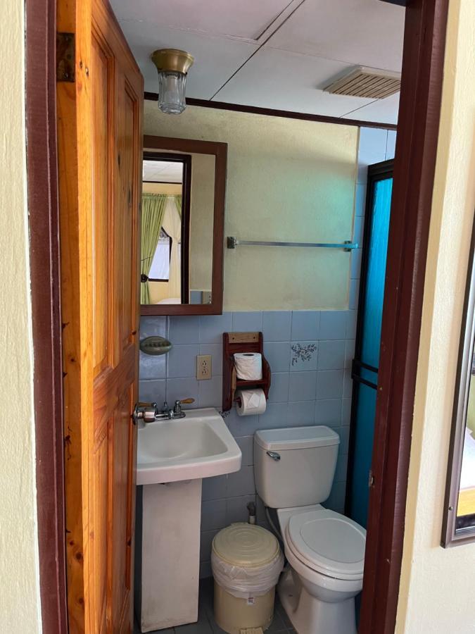 Hotel Sierpe River- Oleaje Sereno エクステリア 写真